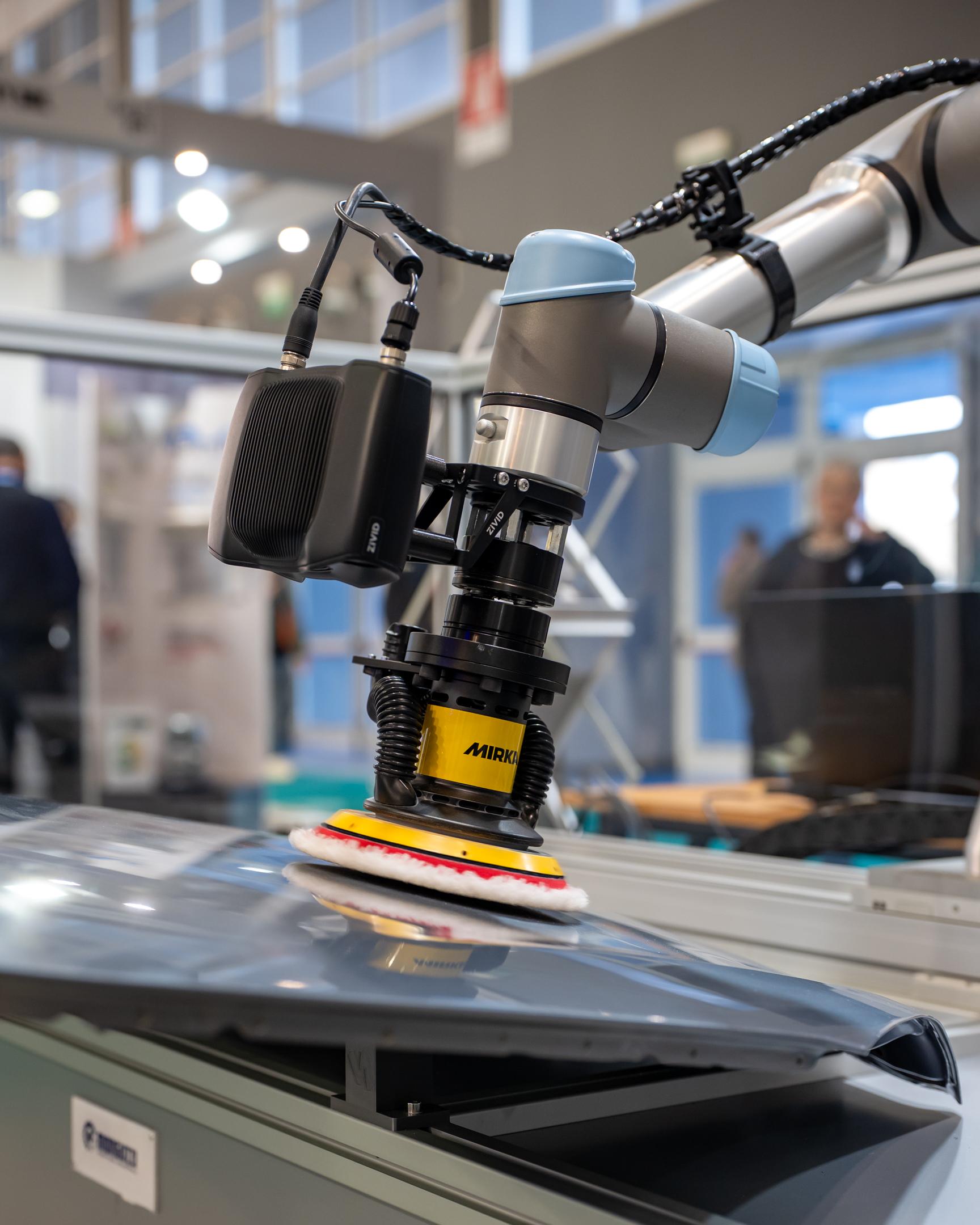 Lucidatura automatizzata auto | Robot polishing automotive | Supero